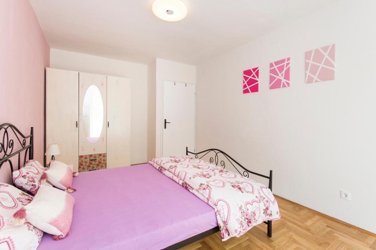 Aquamarine Apartament *